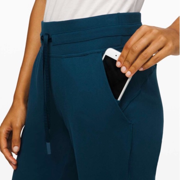 lululemon athletica Pants - Lululemon joggers